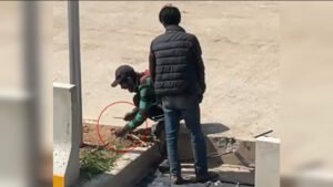 Robacables dejan sin luz viaducto recién inaugurado y vecinos amenazan con hacer justicia por mano propia